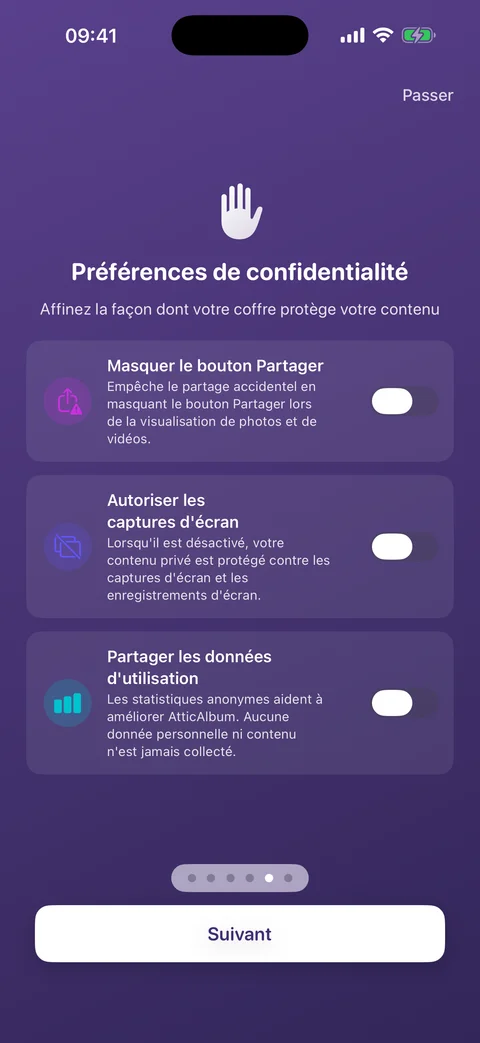 Écran de configuration de la confidentialité d'AtticAlbum avec les options de partage, de captures d'écran et de données d'utilisation